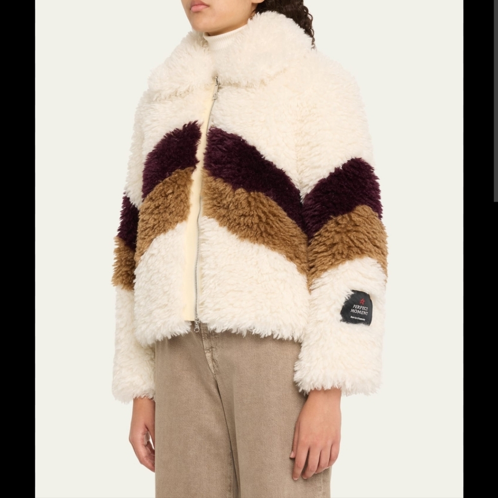 Perfect Moment Luna Faux-Shearling Reversible Jacket Perfect Moment Ski Jacket - Picture 10 of 17